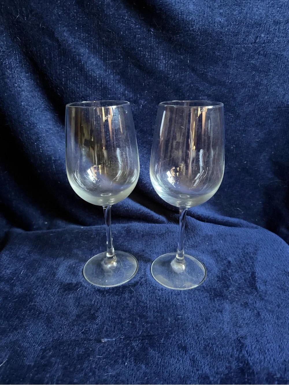Clear Crystal Wine Glasses - Set of 2